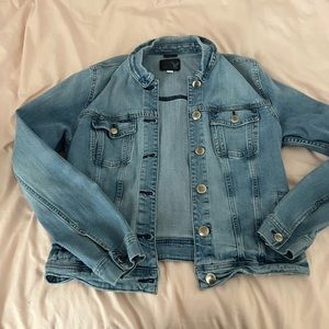 American Eagle light denim stretch jean jacket